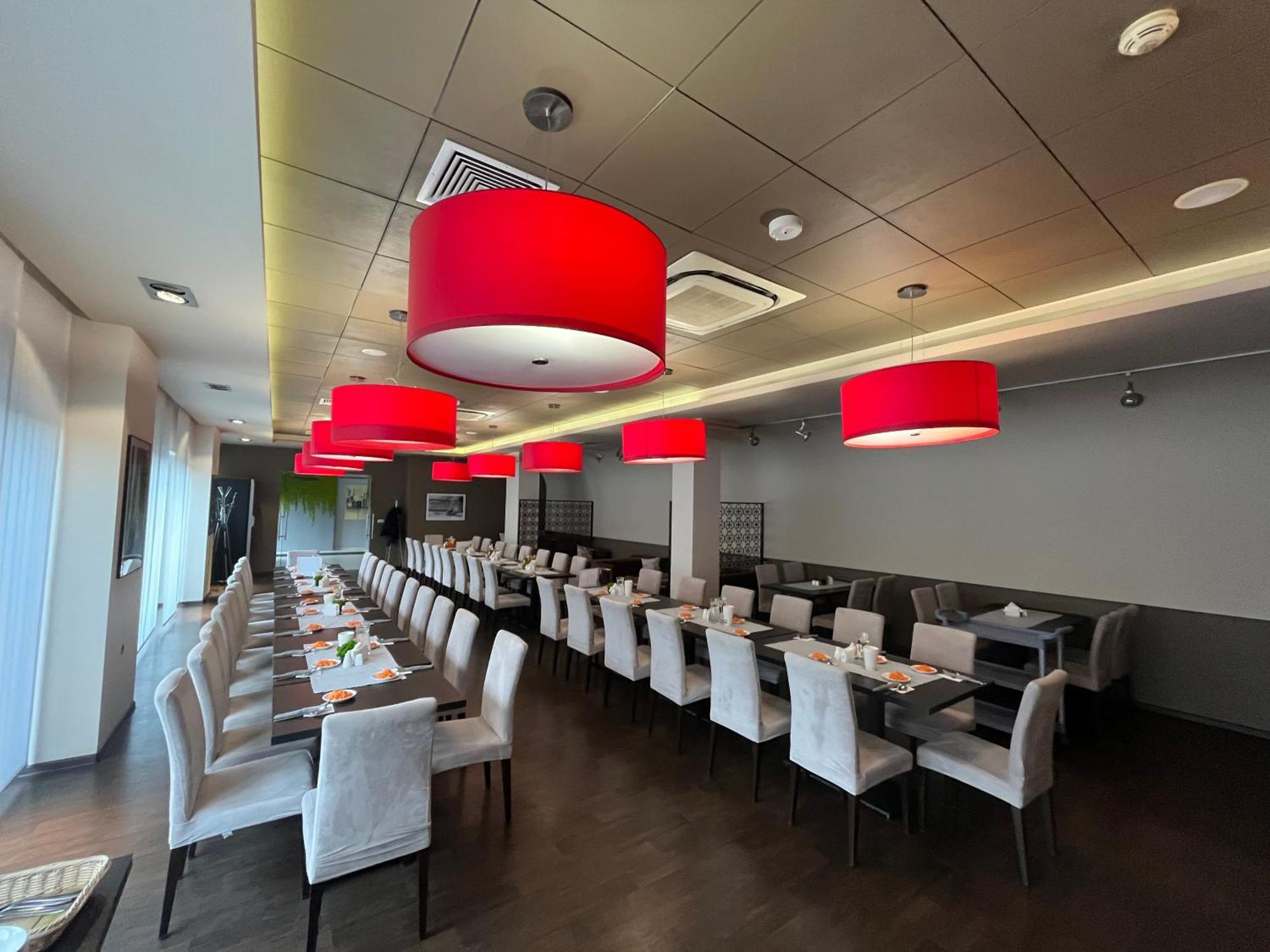 Iness Hotel Łódź Eksteriør bilde