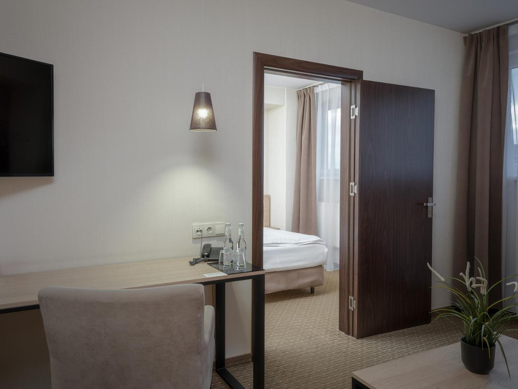 Iness Hotel Łódź Eksteriør bilde
