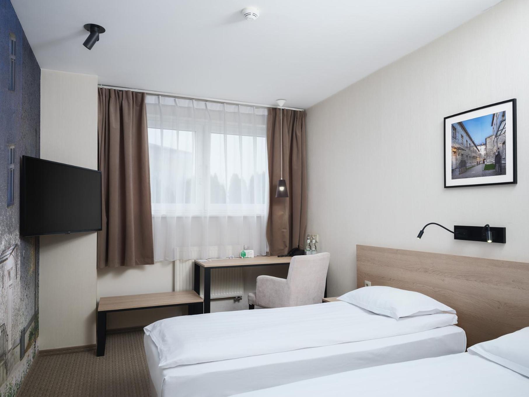 Iness Hotel Łódź Eksteriør bilde