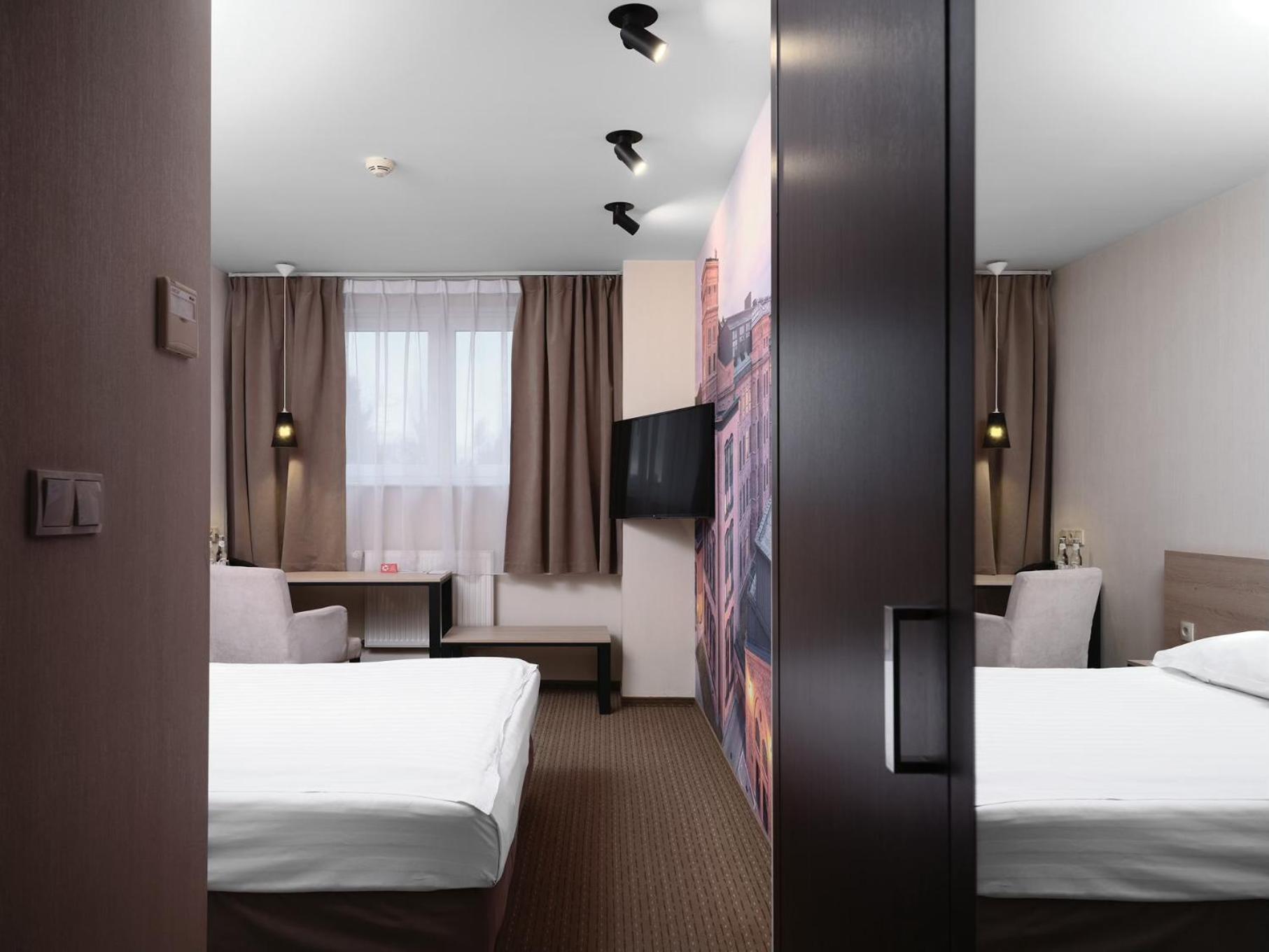 Iness Hotel Łódź Eksteriør bilde