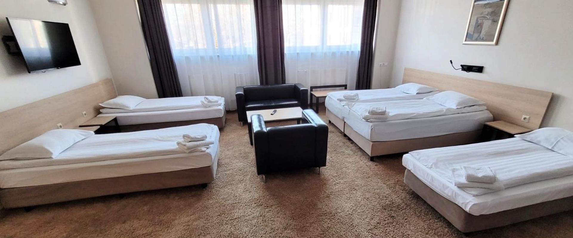 Iness Hotel Łódź Eksteriør bilde